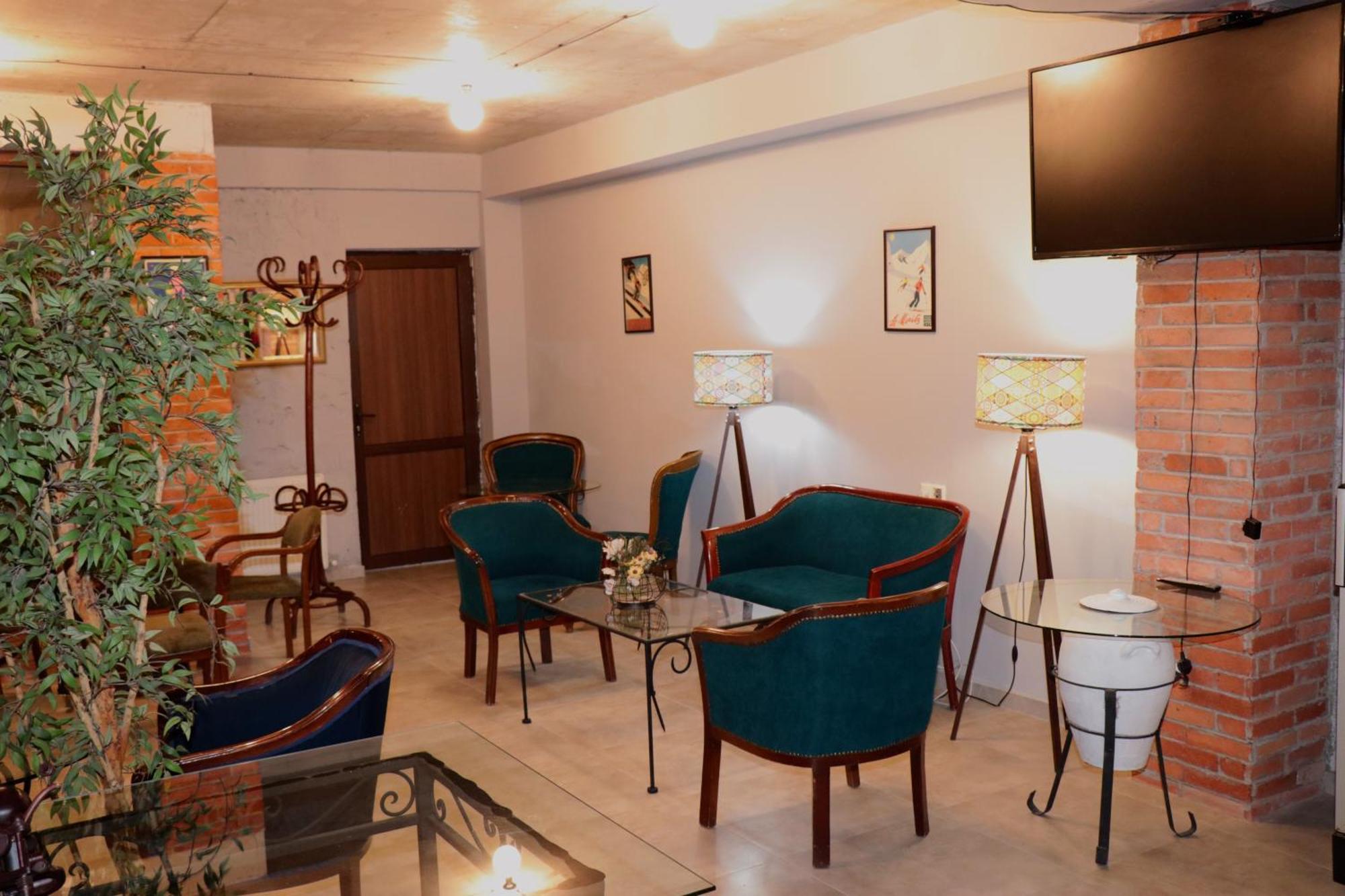 Loft Hotel バクリアニ エクステリア 写真