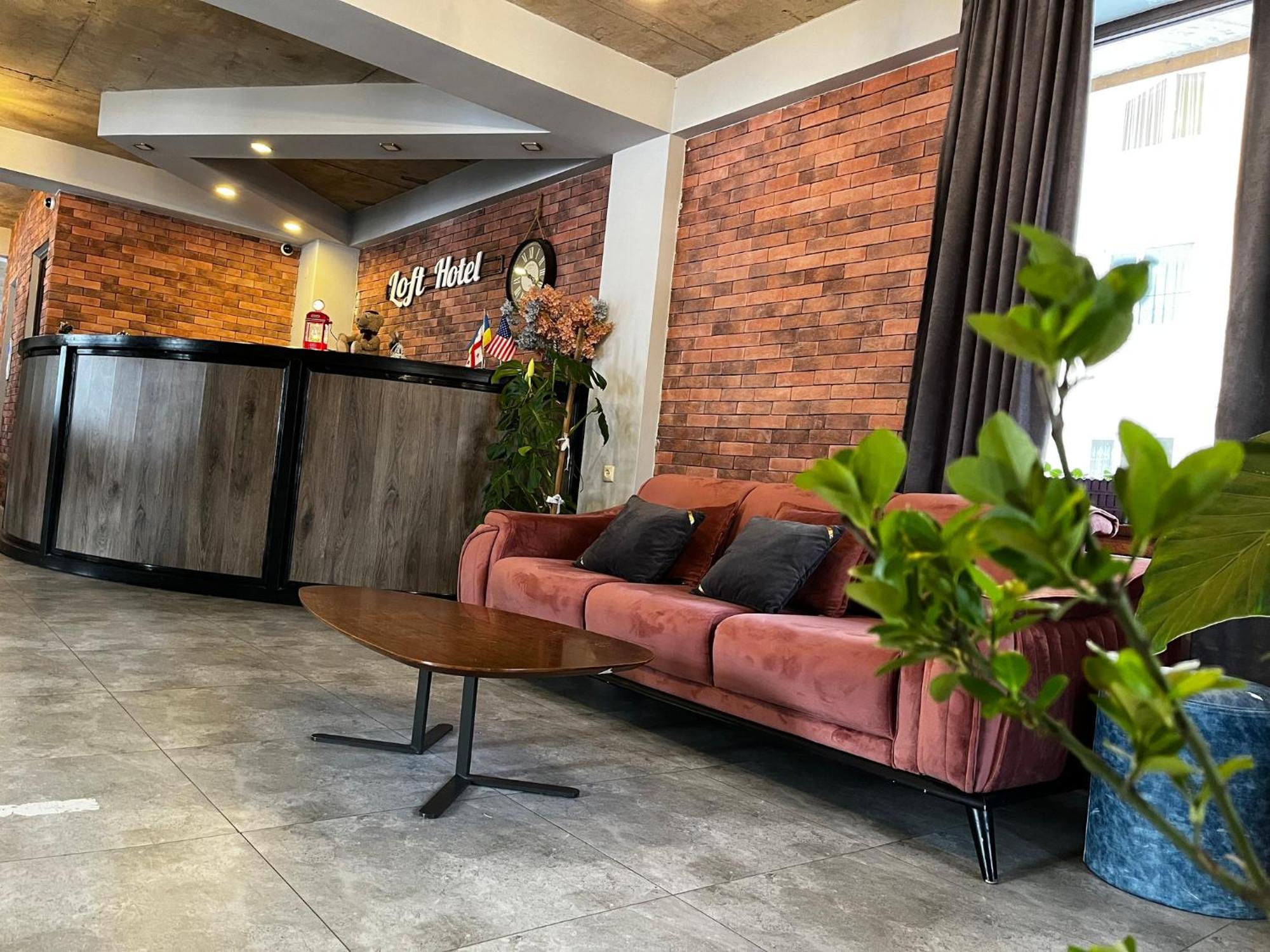 Loft Hotel バクリアニ エクステリア 写真